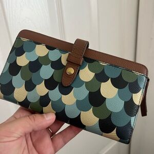 Cute fossil wallet